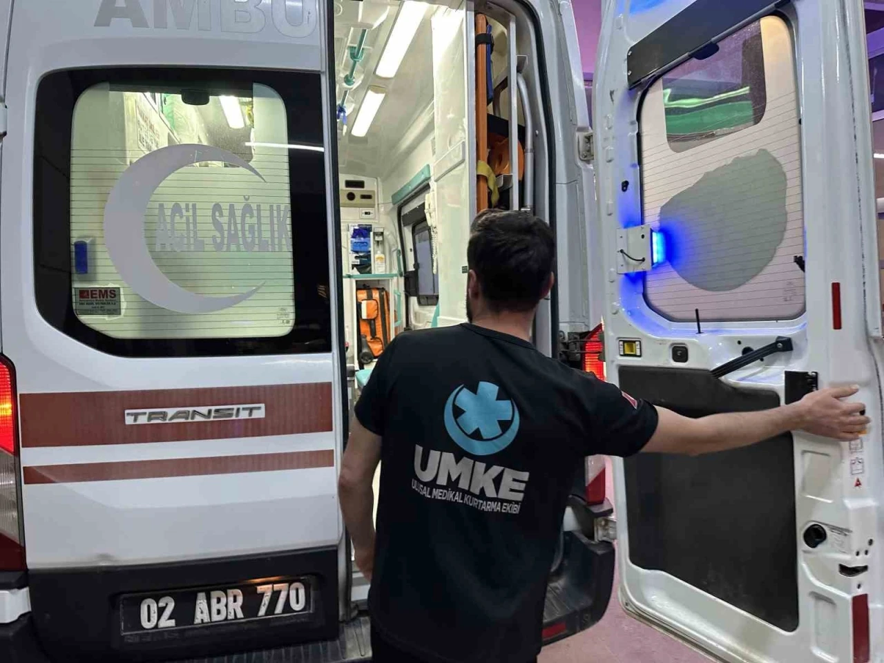 Sulama Yapan Çiftçiyi Yılan Isırdı