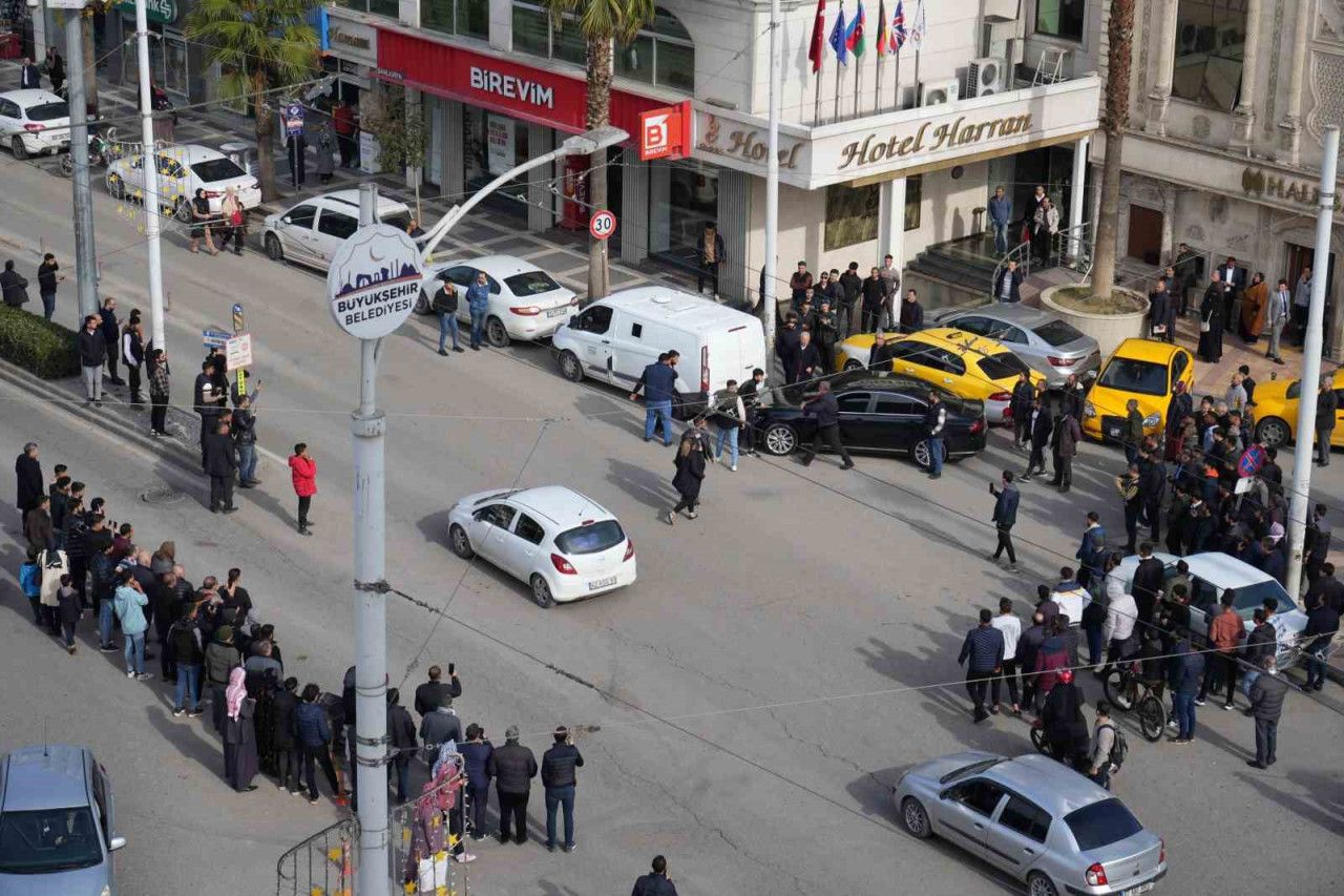 Satırlı Gerginlik