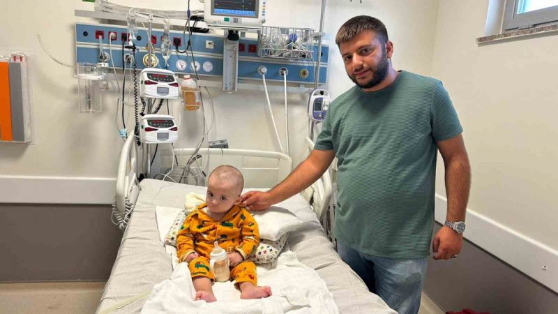 Doktorların Dikkati Beyin Kanaması Geçiren Bebeği Kurtardı