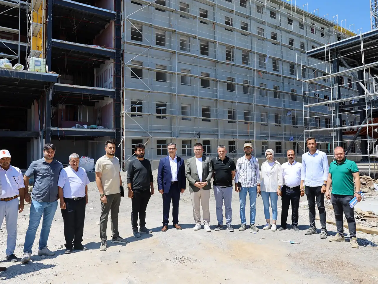 Siverek'e 500 Kişilik Öğrenci Yurdunda Geri Sayım Başladı