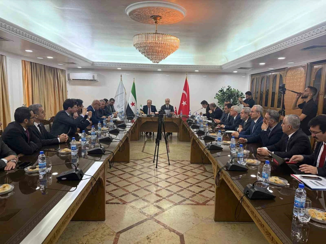 İslam Bilim ve Teknoloji Üniversitesi'nden Tarihi Anlaşmaya Destek