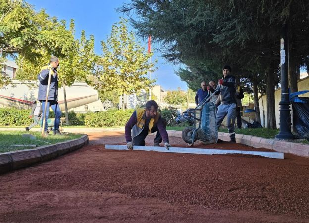15 Temmuz Demokrasi ve Şehitler Parkı’nda Çevre Düzenleme Çalışmaları Başladı