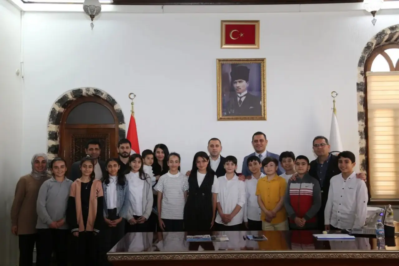 Geleceğin Bilim İnsanlarından Siverek Kaymakamı Aydemire Teşekkür