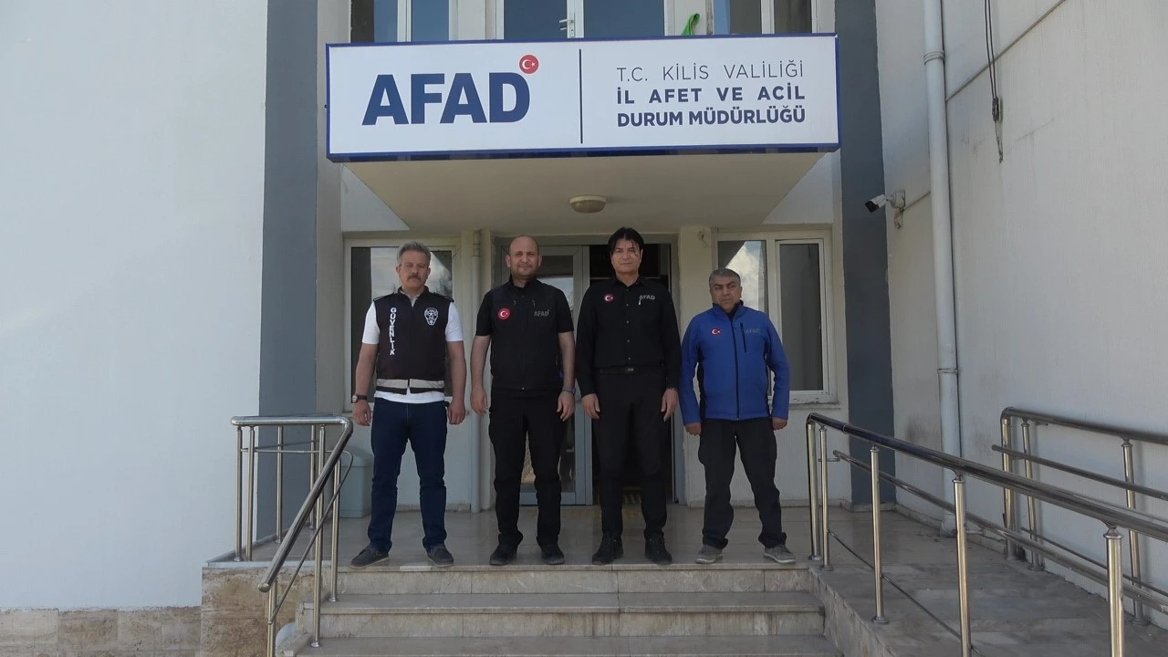 Deprem Anında Sakin Kalmak Hayat Kurtarıyor: “Çök-Kapan-Tutun”