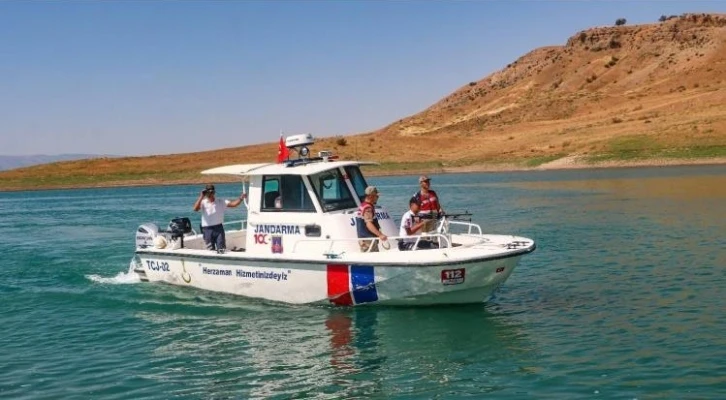 Baraj Göleti’nde Yük ve Yolcu Tekneleri Sıkı Denetim Altında