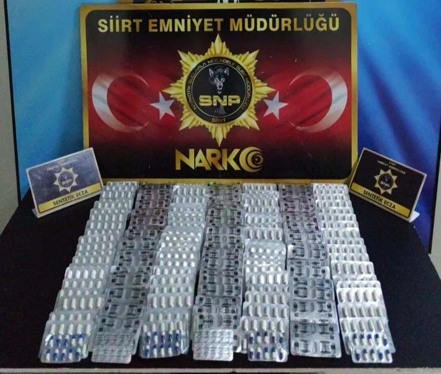 Uyuşturucu Operasyonu: Bin 443 Hap Ele Geçirildi