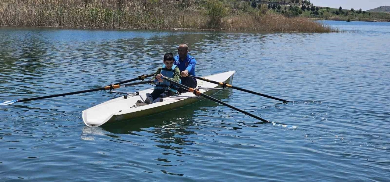 Otizmli Çocuklar Kürek Sporu ile Tanıştı: Unutulmaz Bir Deneyim