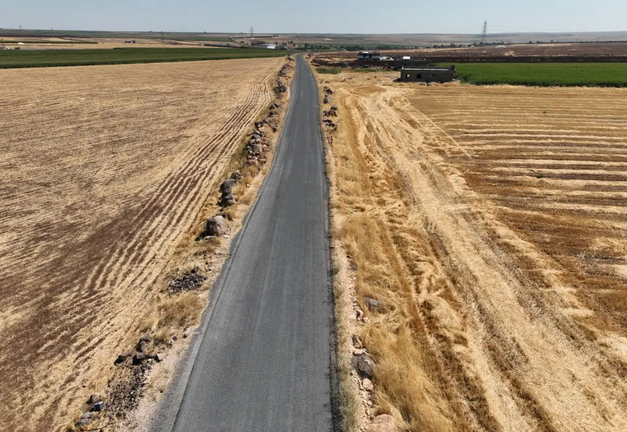 Siverek’te Kırsal Yollar İçin Çalışmalar Hızlandı