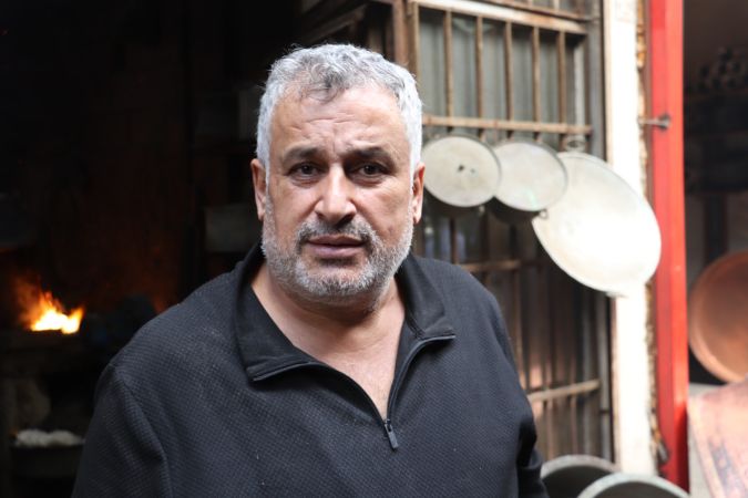 demirci 3 kardeş 45 yıldır babadan kalma iş yerinde üretim yapıyor