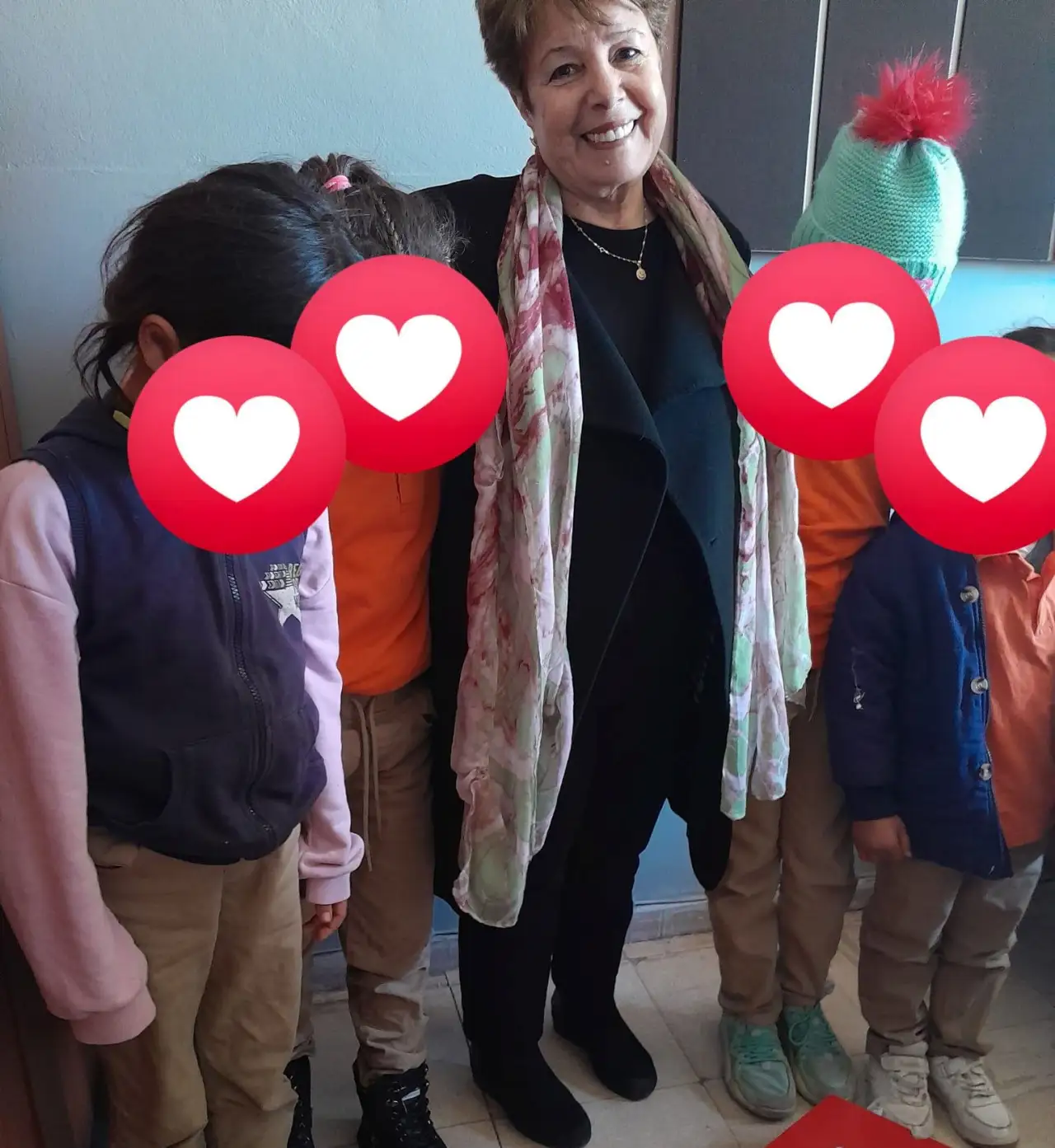 Kalemden Gönüle Köprü: Yazar Necla Siverek’in Kitapları Karacadağlı Çocukları Isıtıyor