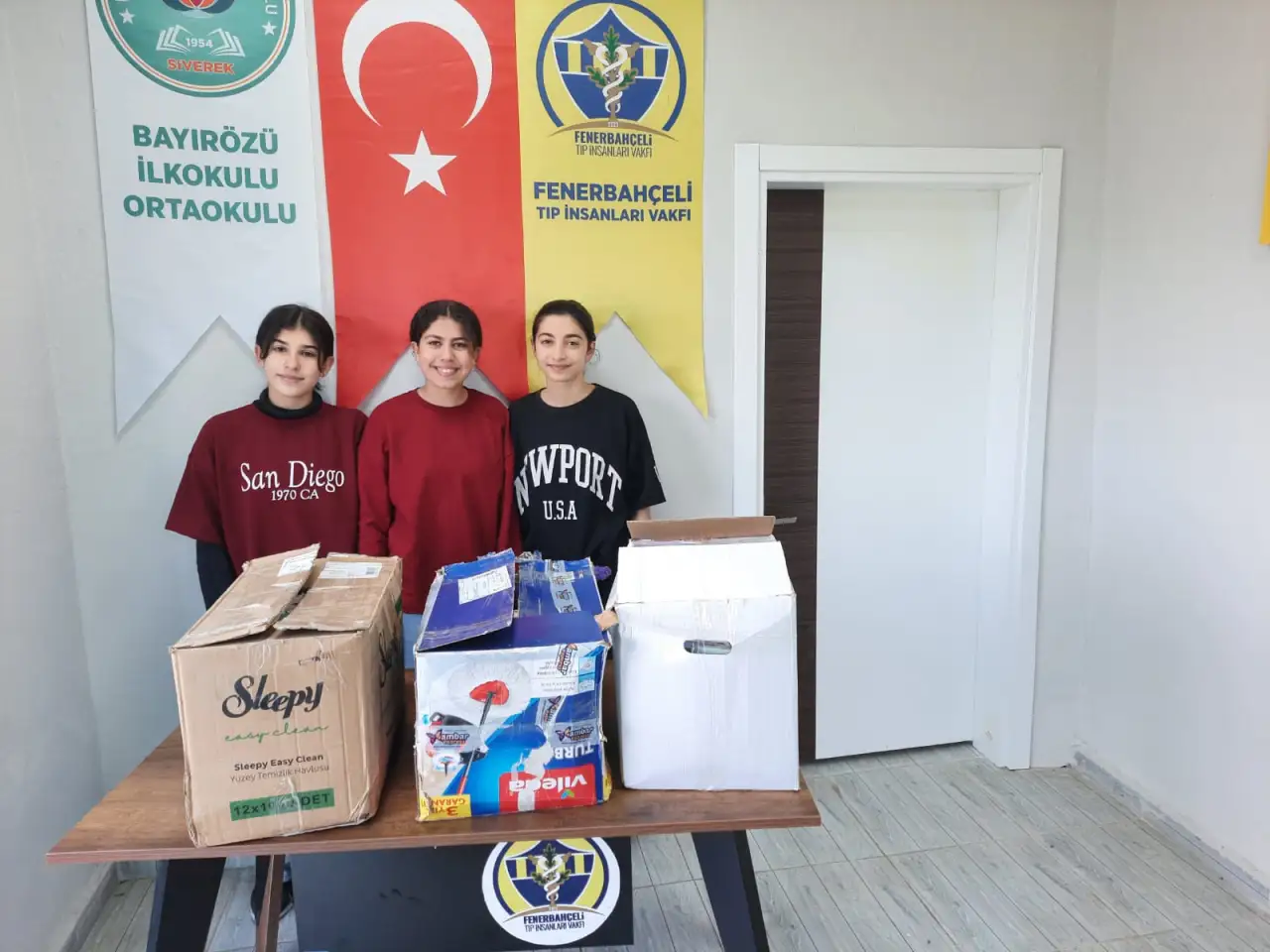 İzmir’den Siverek’e Anlamlı Eğitim Desteği