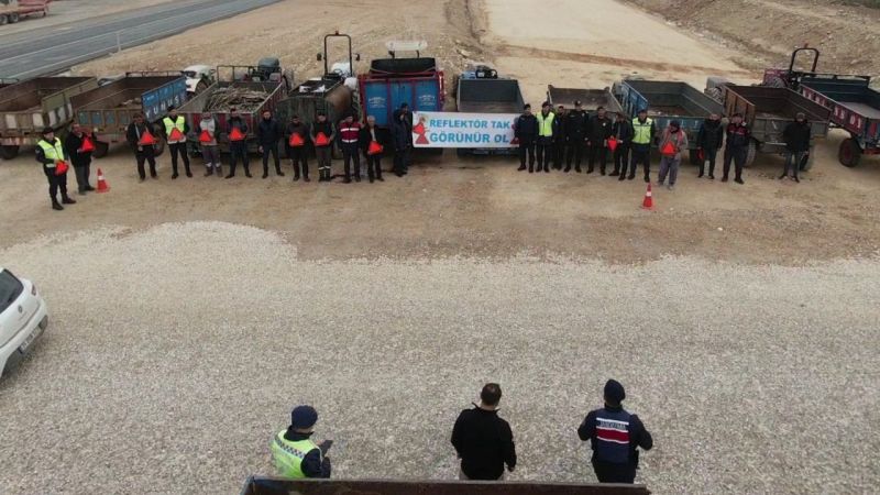 Jandarmadan 68 Traktör Sürücüsüne Hayati Eğitim