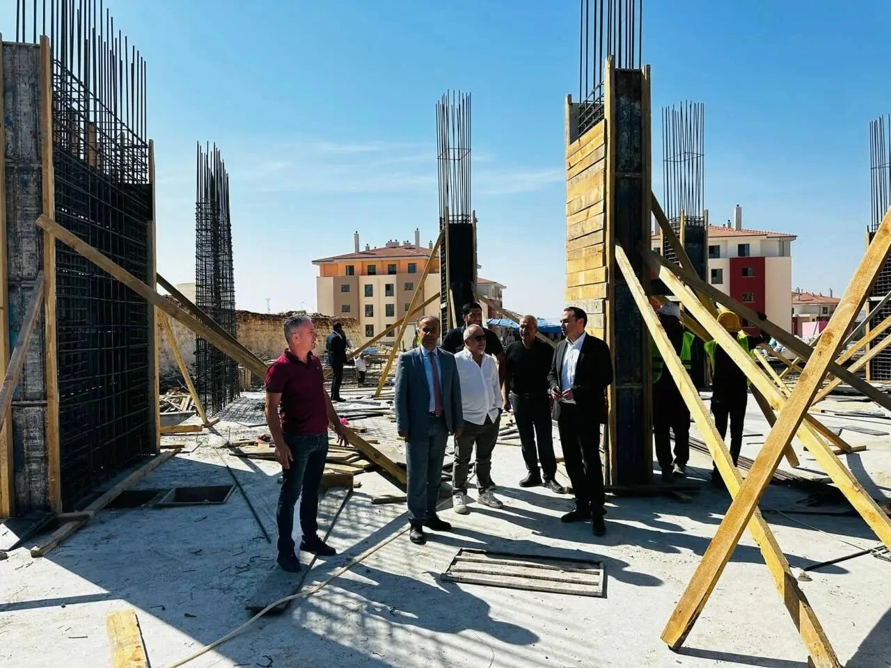 Besni’de Yatırım İncelemeleri Yaptı