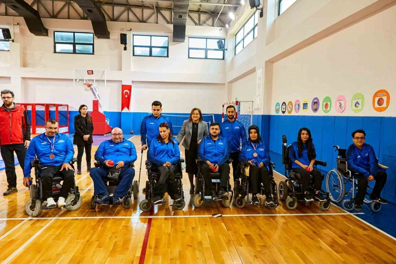 Şahin: Kadın Ampute Futbol Takımı Kuruluyor"