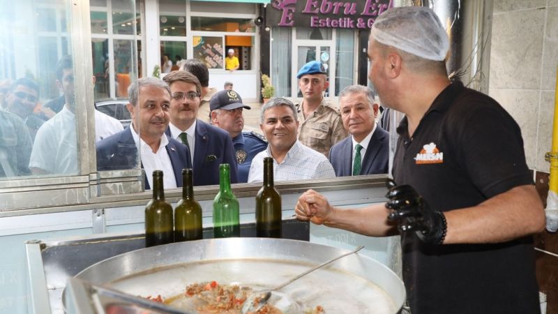 Öğrenciler Esnafa Emanet