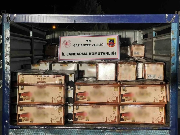 Dev Kaçakçılık Operasyonu: 2 Ton 250 Kilogram Kaçak Nargile Tütünü Ele Geçirildi