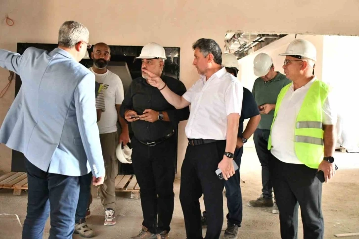 Travmatik Acil Durum Hastanesi İnşaatını İnceledi
