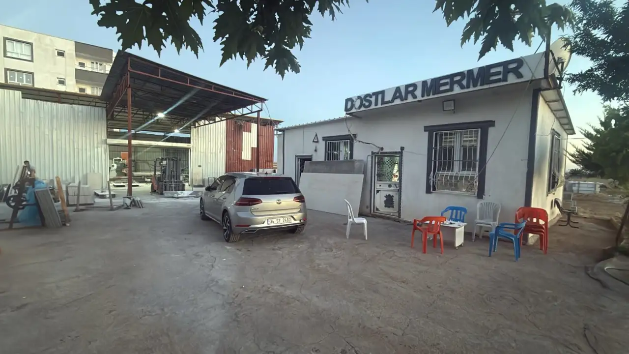 Dostlar Mermer ve Granit Kalite ve Güvenle Bölgenin Çehresini Değiştiriyor