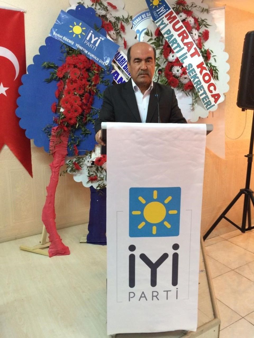 İYİ Parti Adıyaman Kurucular Kurulu Üyesi İstifa Etti