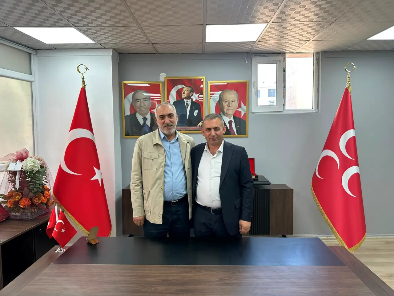 Siverek’te Cumhur İttifakı Birlik Mesajı ; AK Parti Teşkilatından MHP İlçe Başkanlığına Hayırlı Olsun Ziyareti