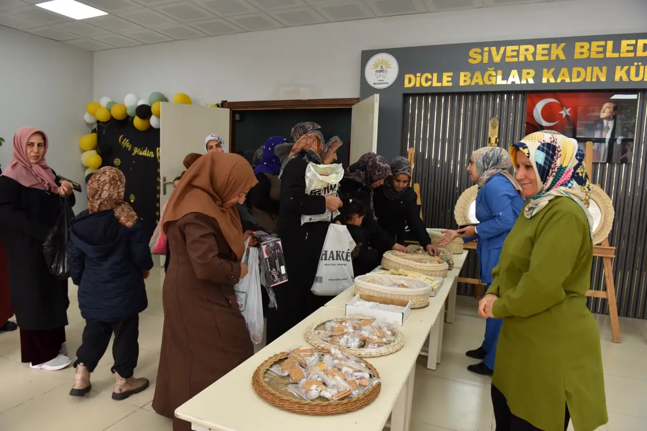 Siverekli Kadınlar Kadir Gecesi’nin Nurunda Buluştu: Maneviyat Dolu Bir Gece