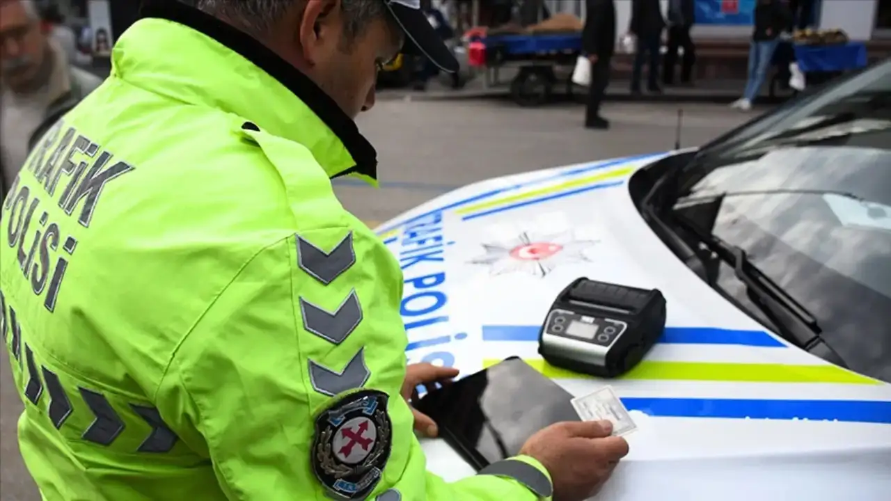 Siverek Emniyetinden Ana Arterlerde Sıkı Trafik Denetimi