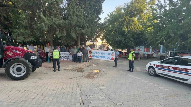 60 Traktör Sürücüsüne Güvenli Sürüş Eğitimi Verildi