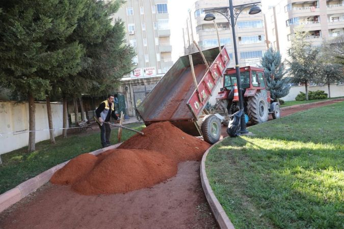 15 Temmuz Demokrasi ve Şehitler Parkı’nda Çevre Düzenleme Çalışmaları Başladı