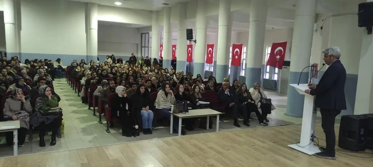 Siverek Eğitiminde Yeni Kan: 229 Genç Öğretmen İçin Stratejik Oryantasyon