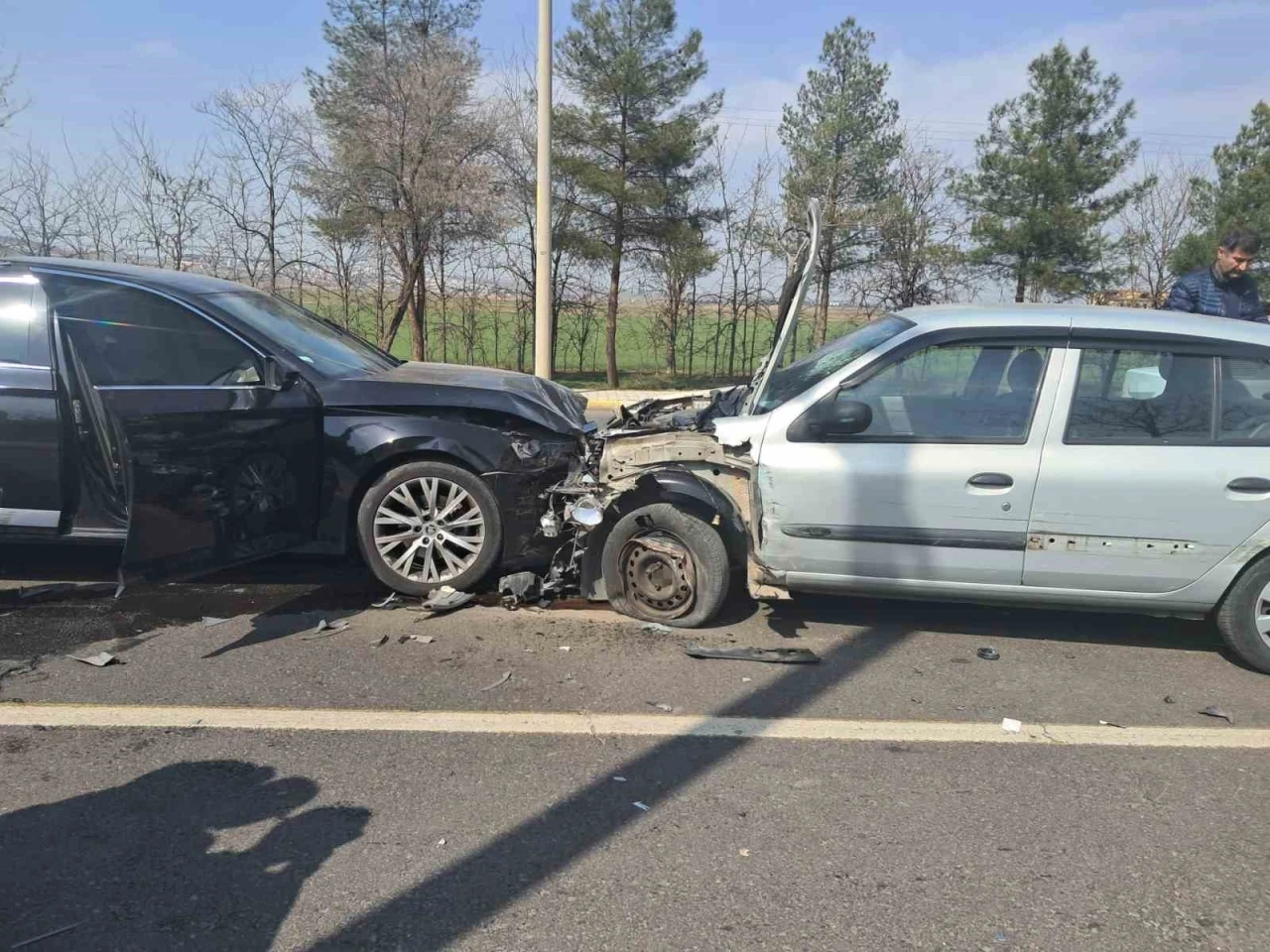 Direksiyon Başında Kalp Krizi Geçiren Sürücü Kazaya Neden Oldu