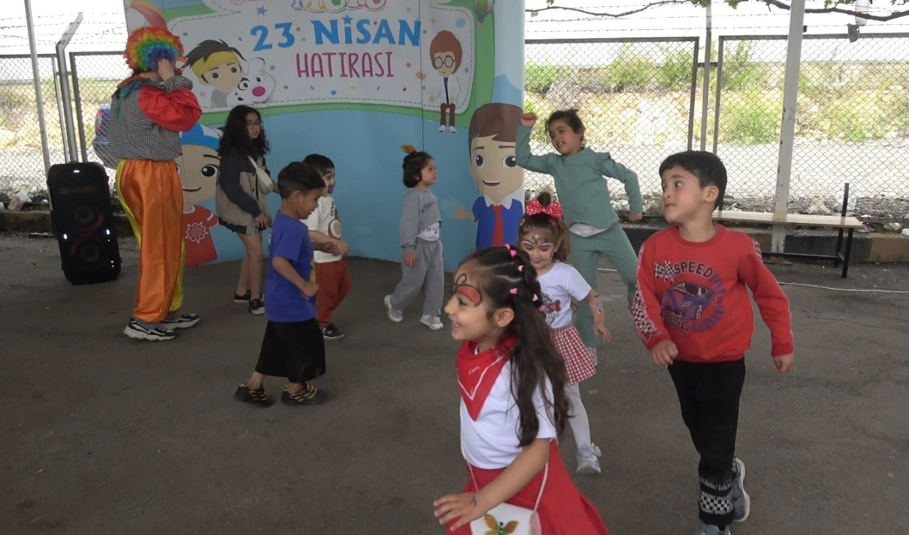 Sınırları Aşan Bayram Sevinci: Suriyeli Çocukların 23 Nisan Coşkusu