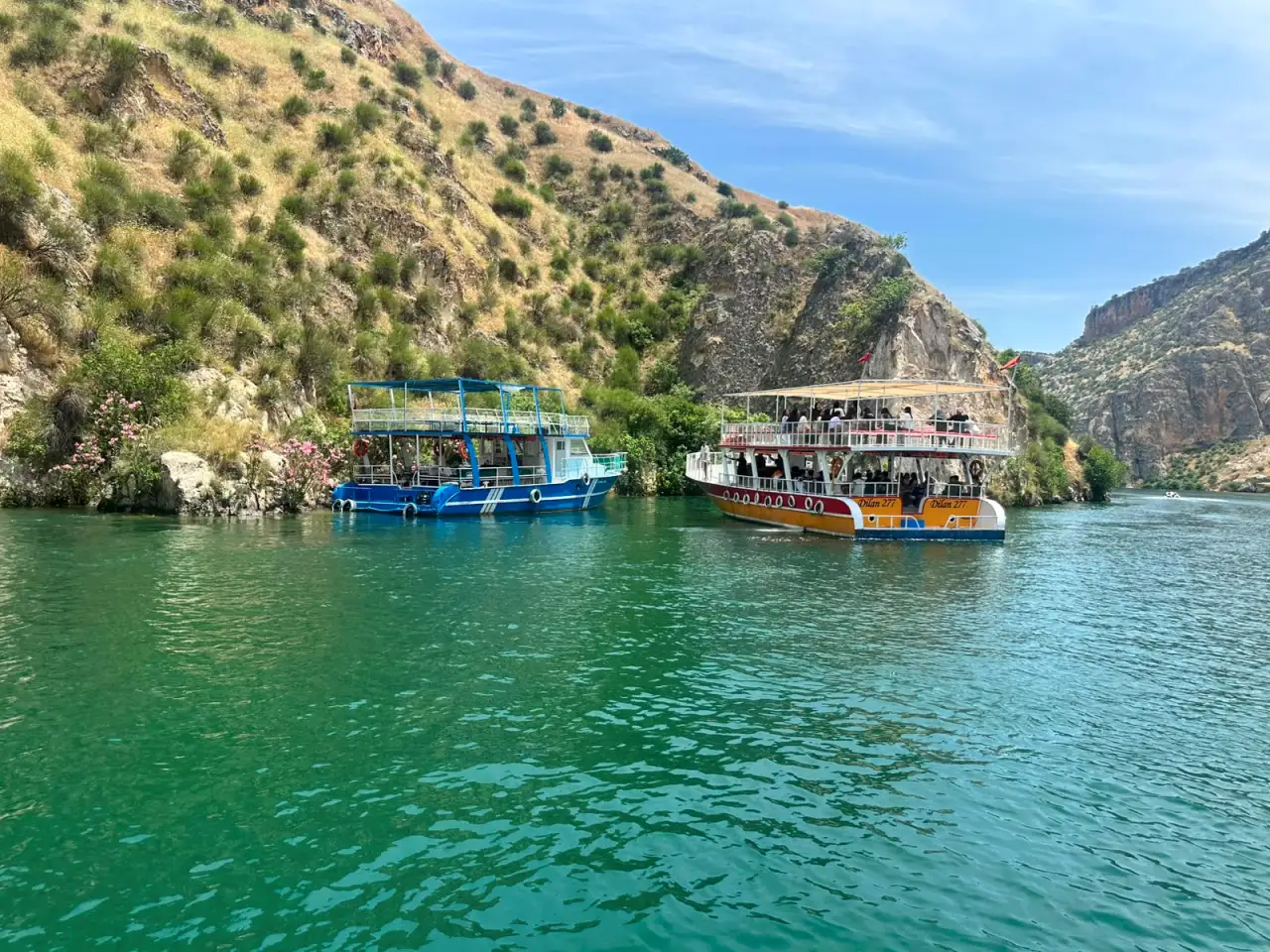 Jandarmadan Turistlere Hayat Veren Müdahale