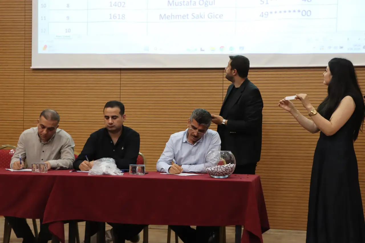 Şanlıurfa'da Binlerce Kişinin Umudu Cam Fanusta