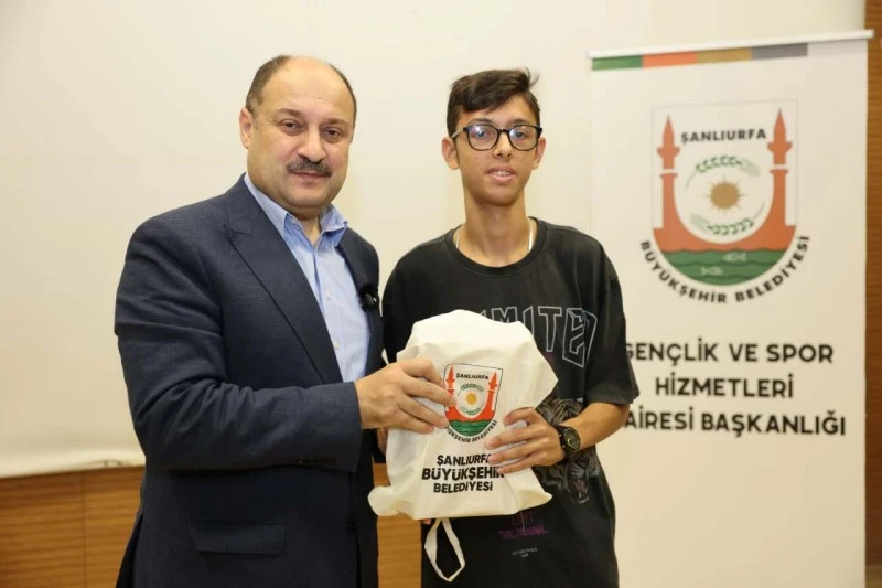 Şanlıurfa’da YKS Gururu: 38 Öğrenci Türkiye’nin Zirvesinde!