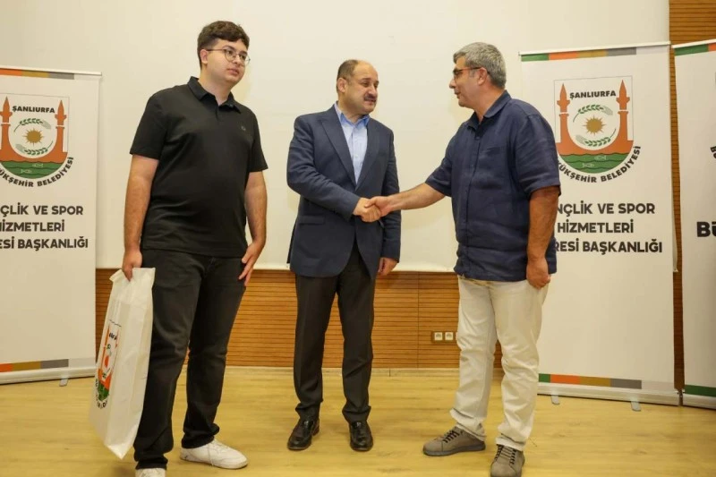 Şanlıurfa’da YKS Gururu: 38 Öğrenci Türkiye’nin Zirvesinde!
