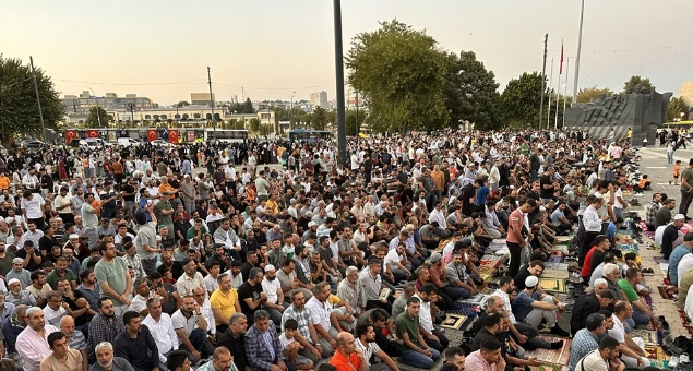 Suikastın Ardından Halk Ayakta