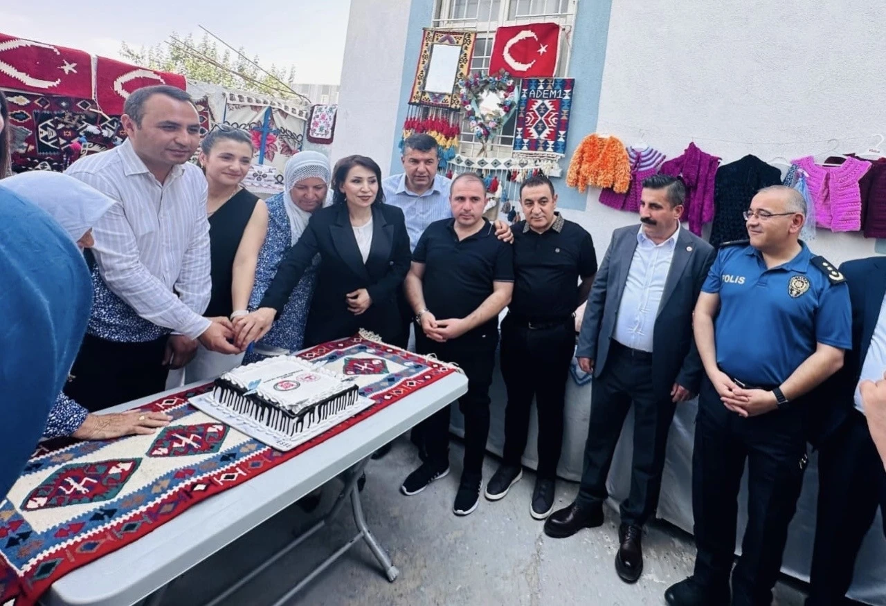 Silopi ADEM1 Yıl Sonu Sergisi Yoğun Katılımla Gerçekleşti