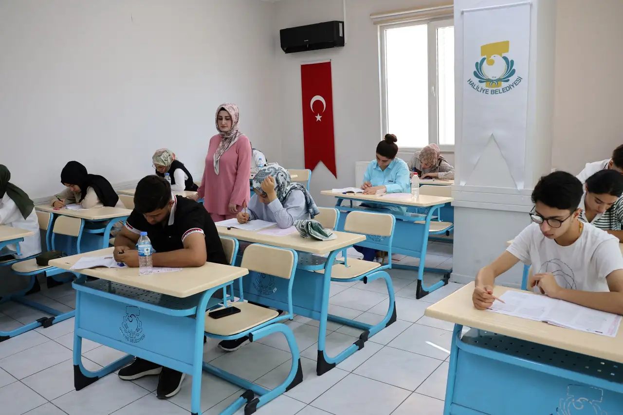 Eğitimden Sanata Uzanan Ücretsiz Kurslara Yoğun İlgi