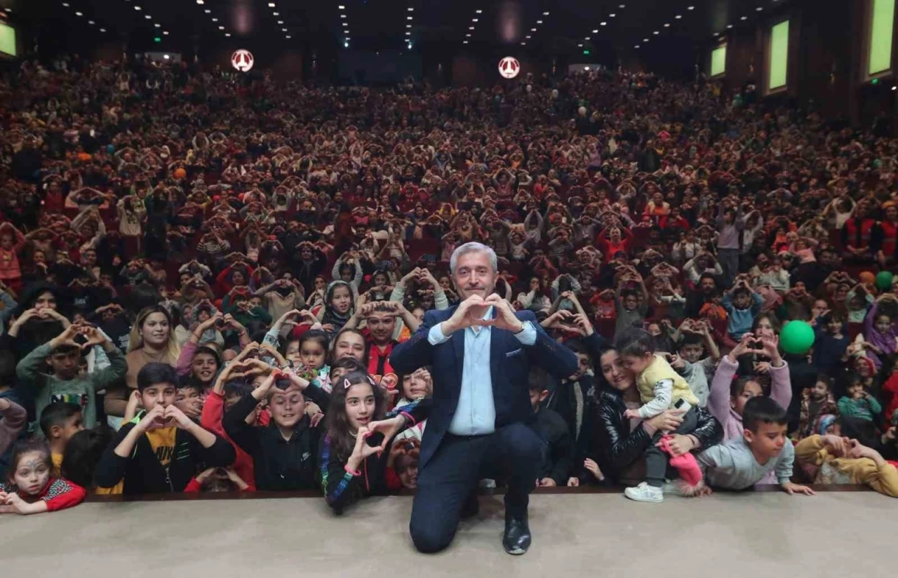 Tahmazoğlu’ndan 23 Nisan Çocuk Şenliğine Davet