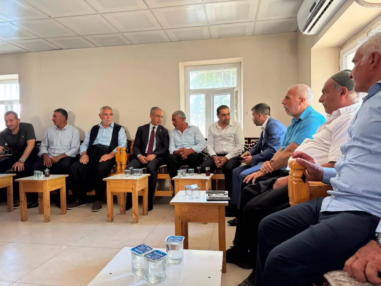 Milletvekili Dusak’tan Karacadağ Bölgesinde Vatandaşların Talepleri Yerinde Dinlendi