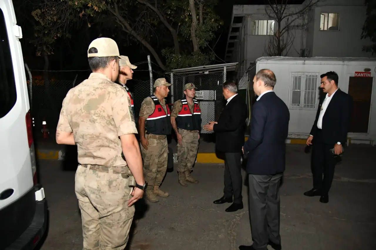 Vali Hasan Şıldak’tan Siverek’te Emniyet ve Jandarma Birimlerine Habersiz Ziyaret