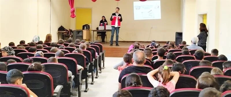 Minik Öğrencilere Gıda Güvenliği Eğitimi