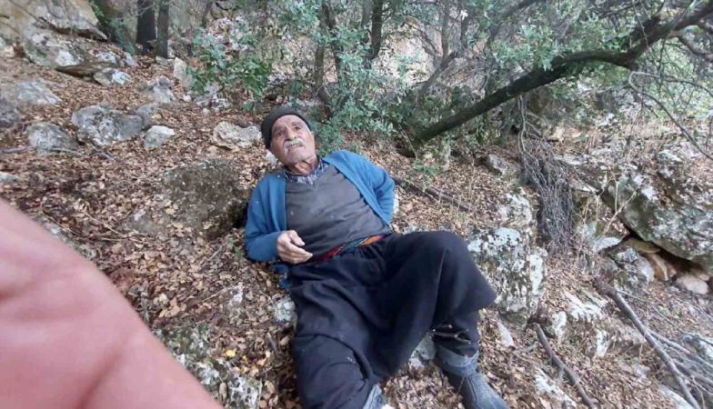 Kaybolan Alzaymır Hastası, Jandarma Tarafından Kurtarıldı