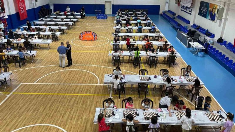 Kurtuluş Kupası Satranç Turnuvası Düzenliyor