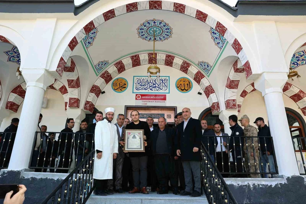 3 Yeni Cami İbadete Açıldı