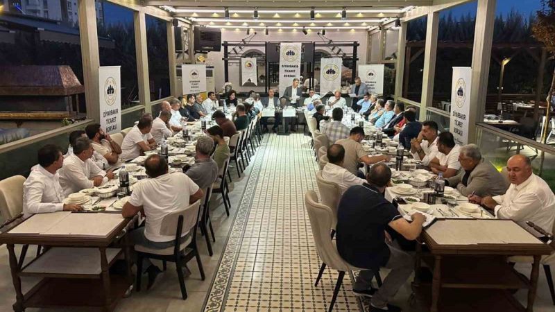 Tekstil sektörü temsilcileri sorunları ele aldı