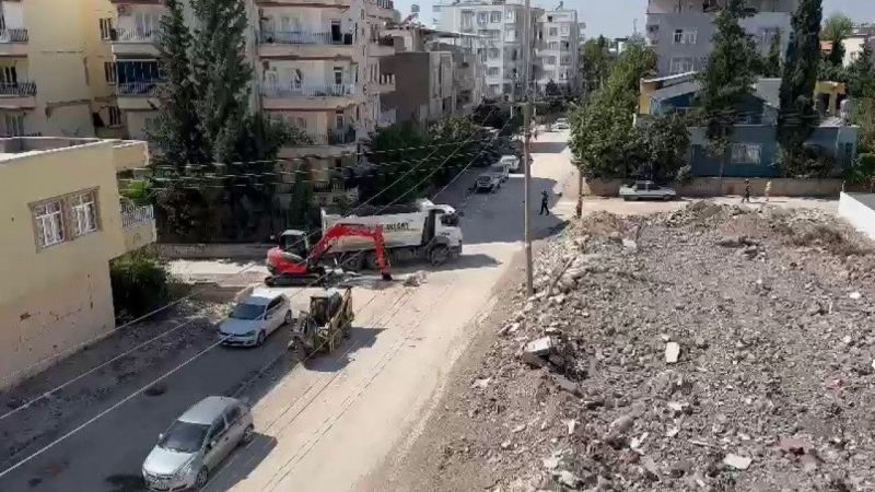 Patlayan doğalgaz borusu korkuya neden oldu