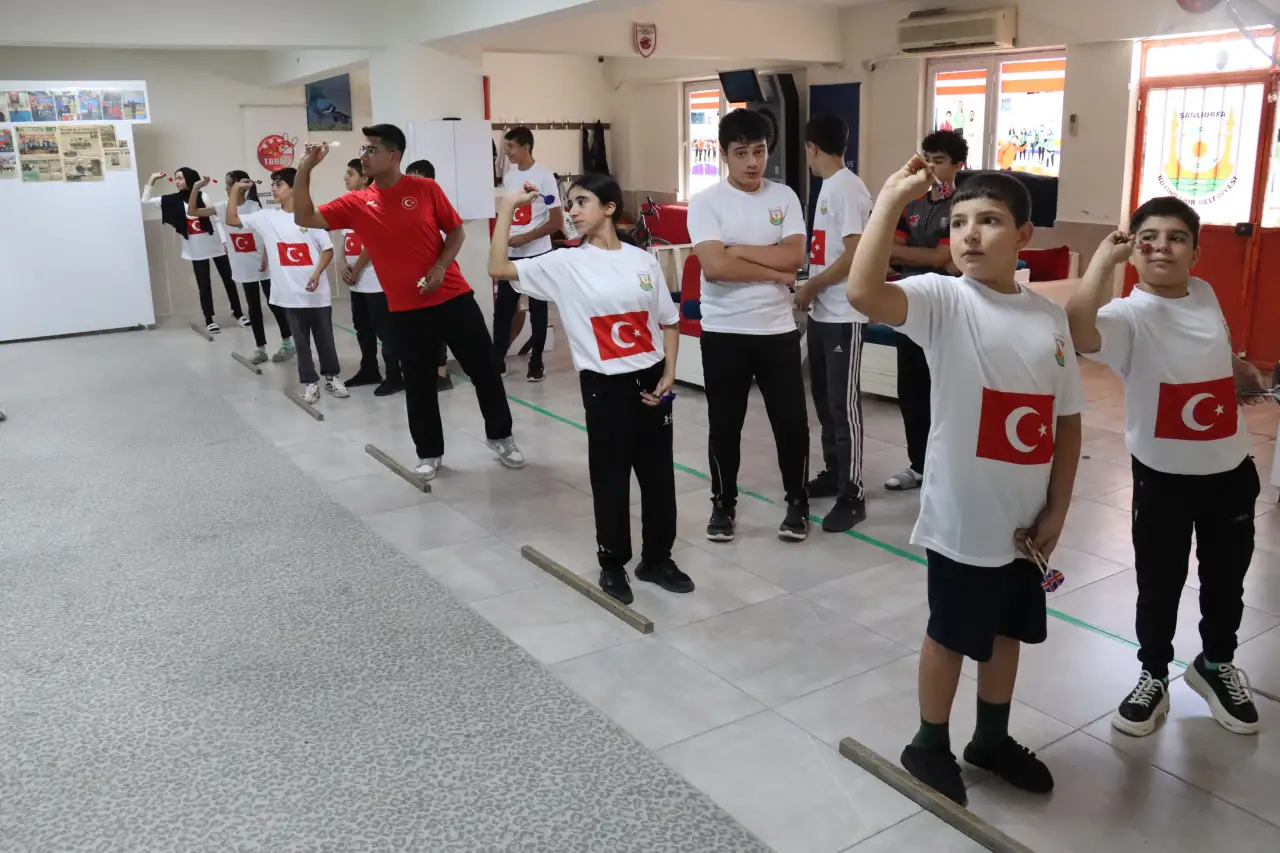 Şanlıurfa’nın Genç Dartçısı Avrupa Şampiyonluğu İçin Avusturya’da Yarışacak