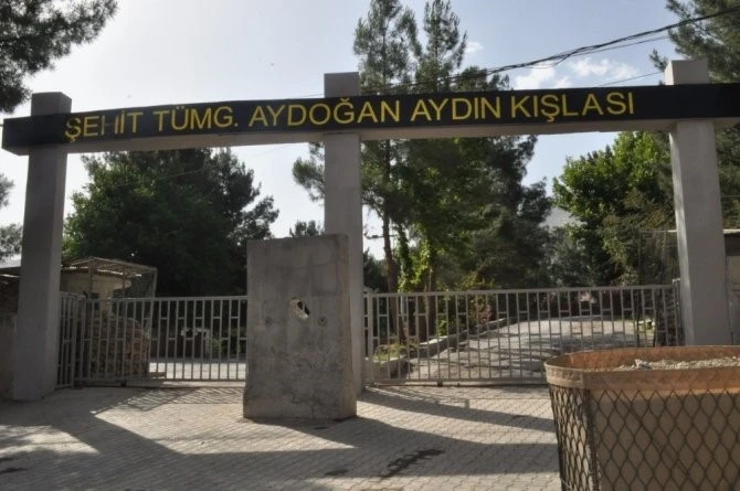 Askeri Araç Devrildi