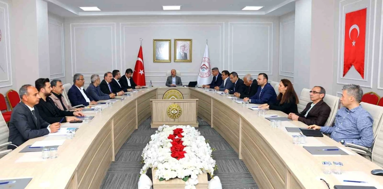 İstihdama Güçlü Adım